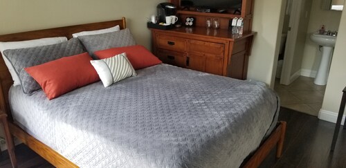 Private Guest House in Temecula Wine Country