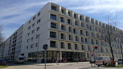 Modernes Apartment für Messe besuchen und Business Ferienwohnung