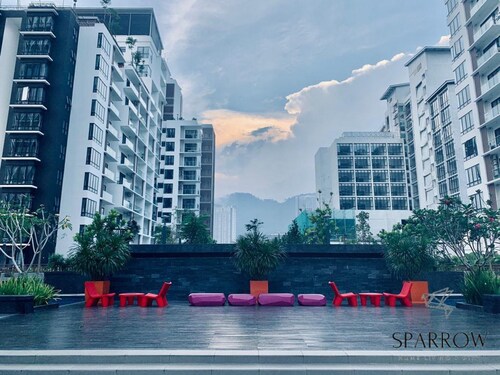 Midhills Premium Suites by Sparrow Homes