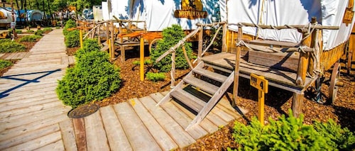 Western Camp Resort