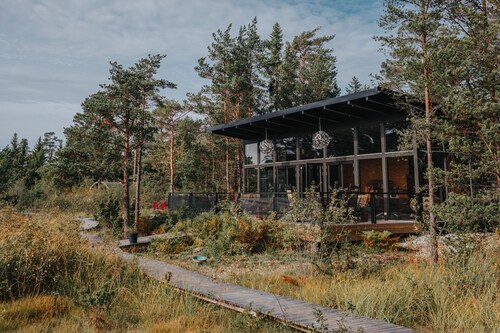 Mavens Kustnära Stugor
