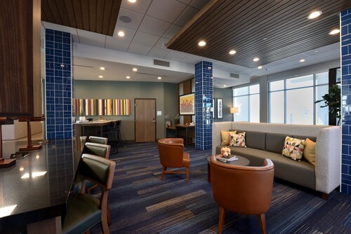 Holiday Inn Express & Suites Houston North - Woodlands Area