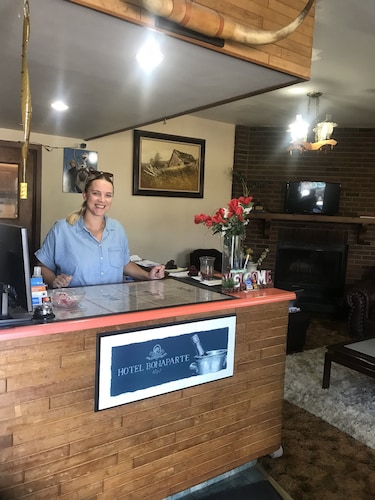 Ranchland Inn