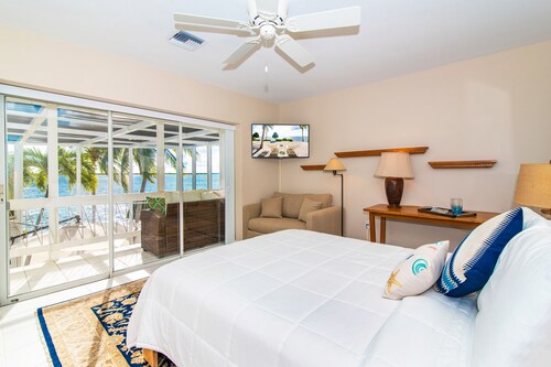 Pools of the Kai 3 - Beautiful Island House with Indoor Pool