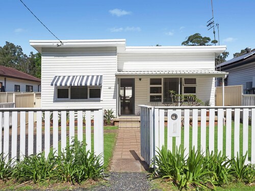 Umina Beachside Cottage - newly decorated