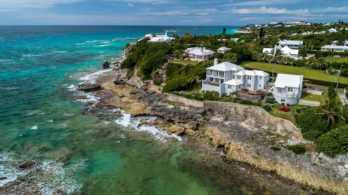 Ocean Side Studio Cottage - Breathtaking Views