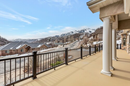 Discover Snow Basin, Powder Mountain and stay in a massive 6,000 sq ft Estate!!