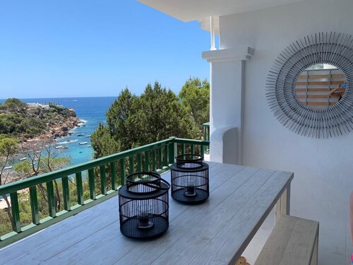 *** Apartment with sea view ***