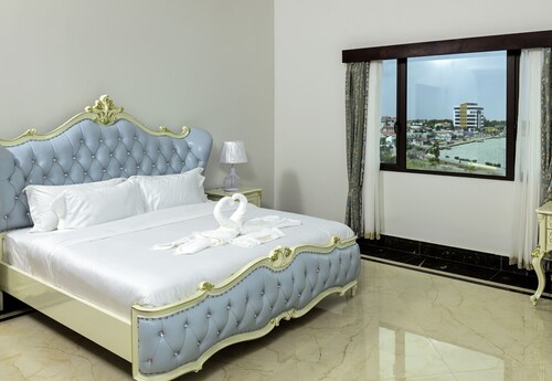 Golden Bay Belize Hotel