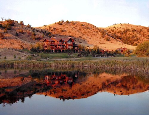 Grey Cliffs Ranch