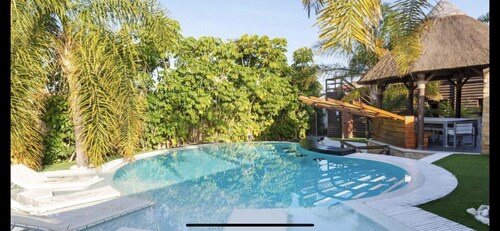 Villa with design pool, pool bar, jacuzzi, Balinese bed