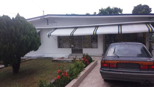 4 Bedroom House - Portland