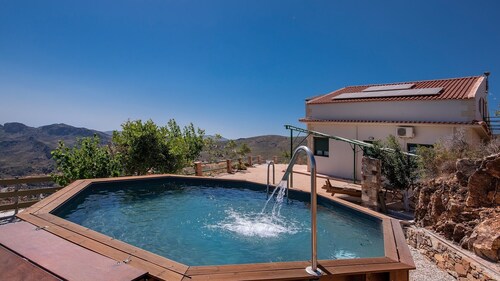 Best View Mountain Villa - Private Pool with amazing view.