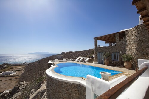 Villa Aerie - Sweeping sea views, eclectic style by VillaRentalsgr
