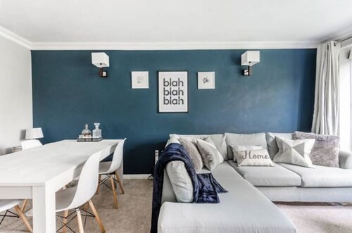 Eigenzinnig en privé appartement met 2 tweepersoonsbedden en privétuin Kingston upon Thames