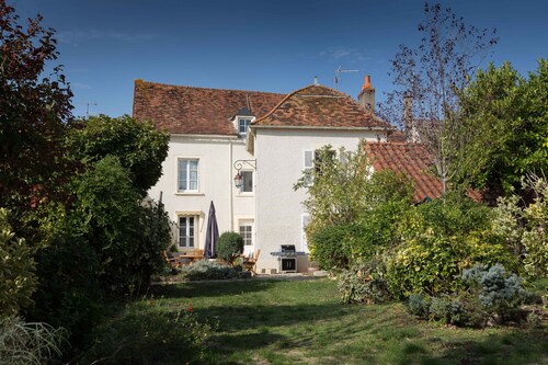 Montmorillon Townhouse Chambres d'hôtes<br>La Bicyclette Bleu