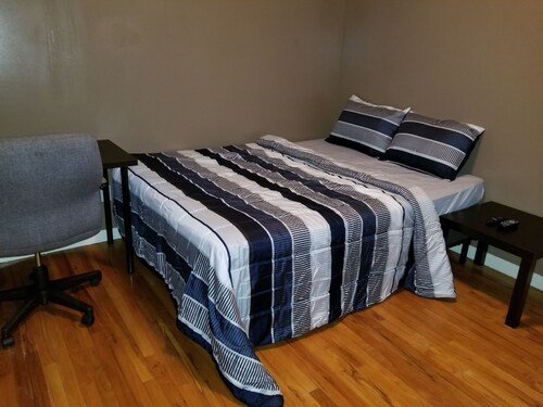Private rooms near EWR and NYC