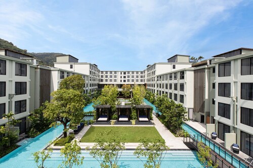 Four Points by Sheraton Phuket Patong Beach Resort - SHA Plus
