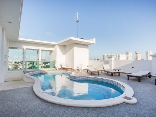 Capital O Cancun Ocean View