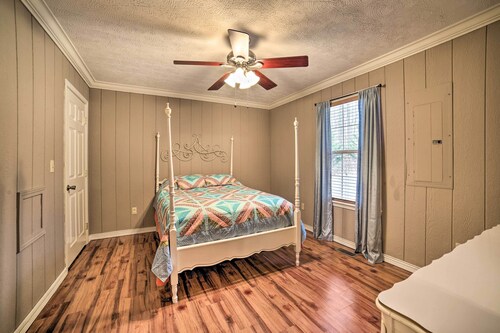 Little Bear Creek Home w/ Lake Views & Fire Pit