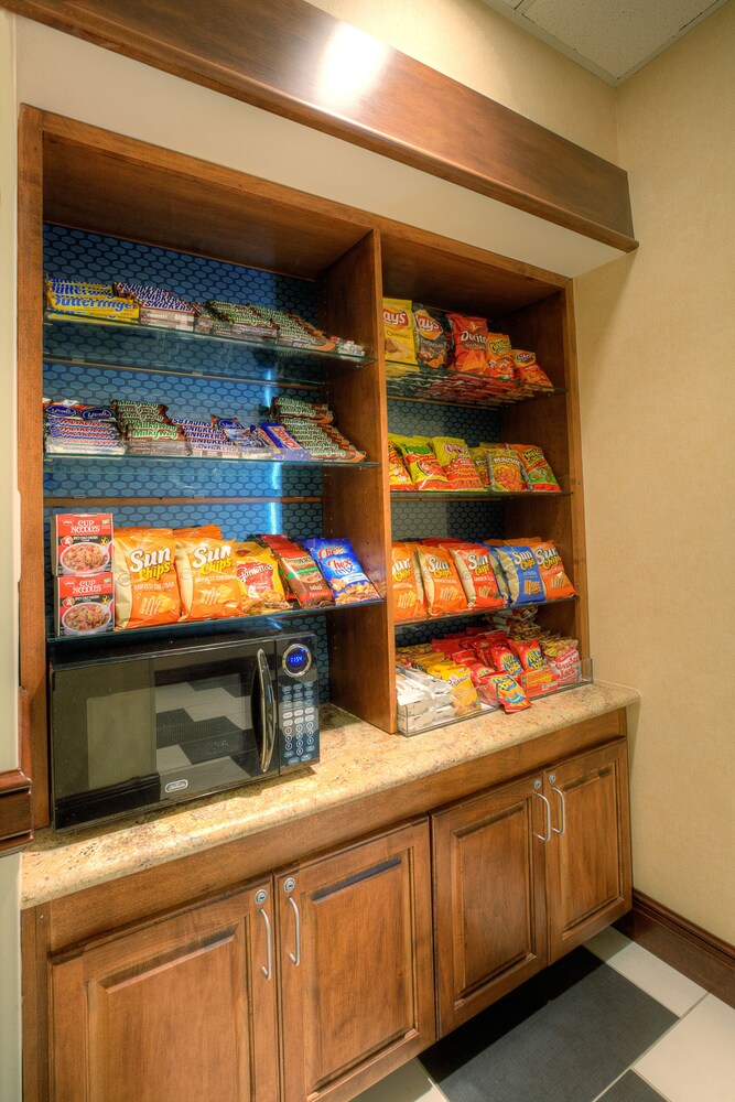 Snack Bar