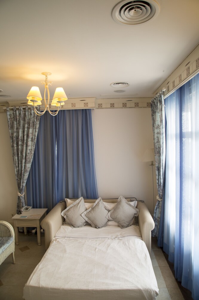 In-Room Amenity