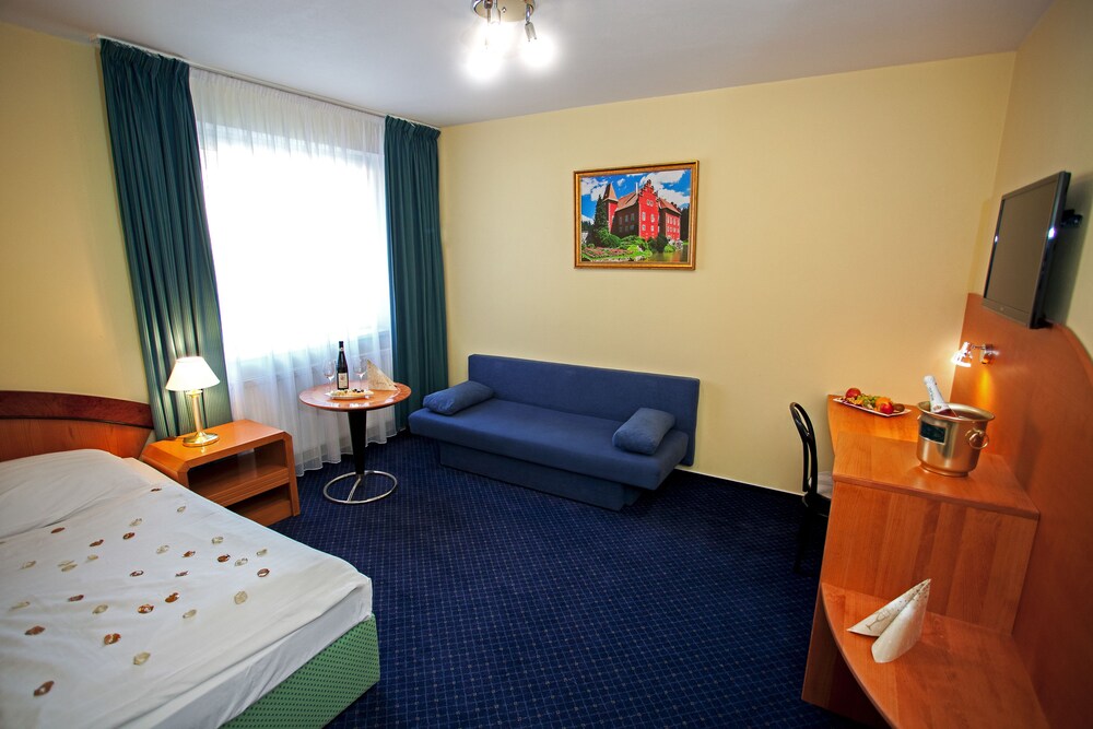 Guestroom