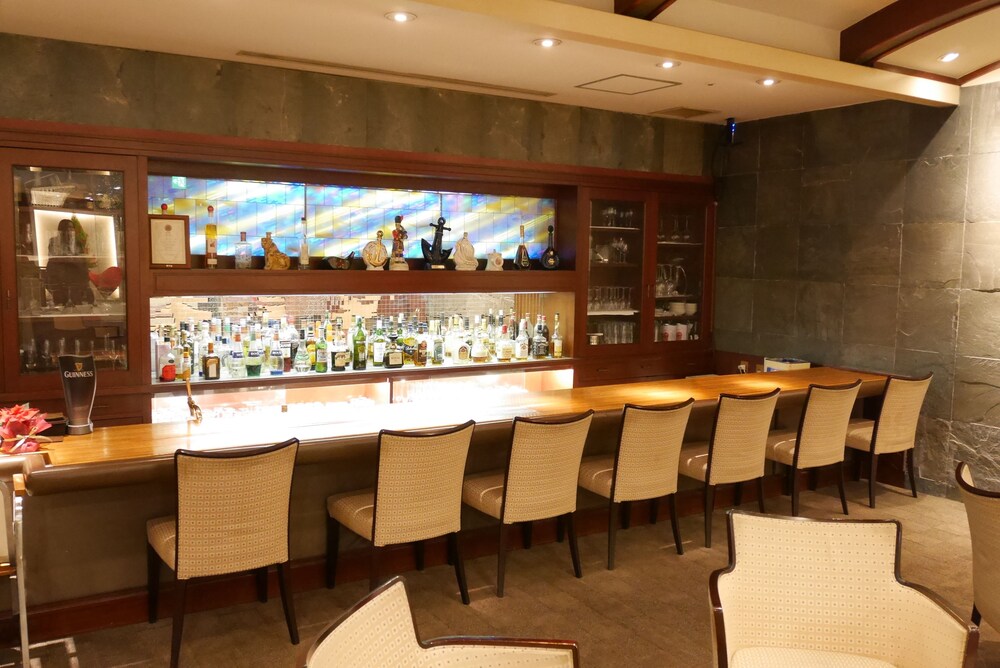 Hotel Bar