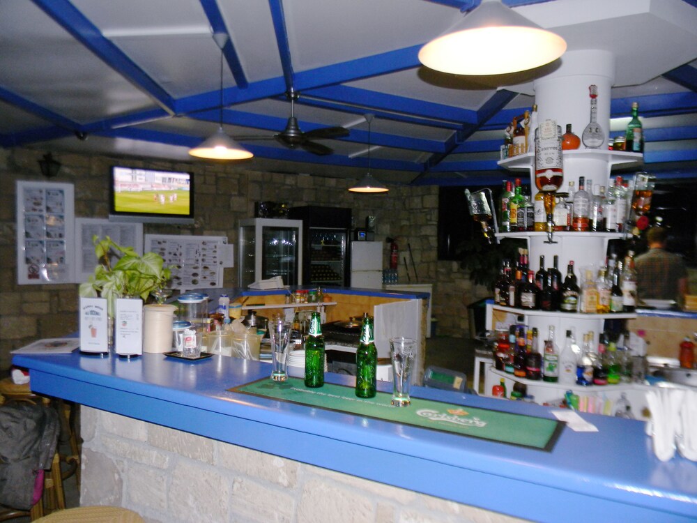 Hotel Bar