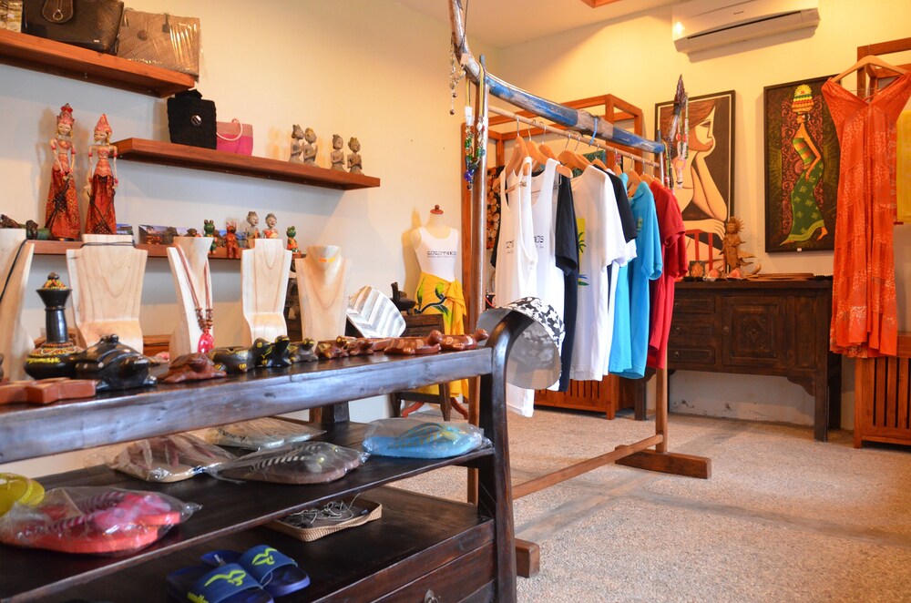 Gift Shop