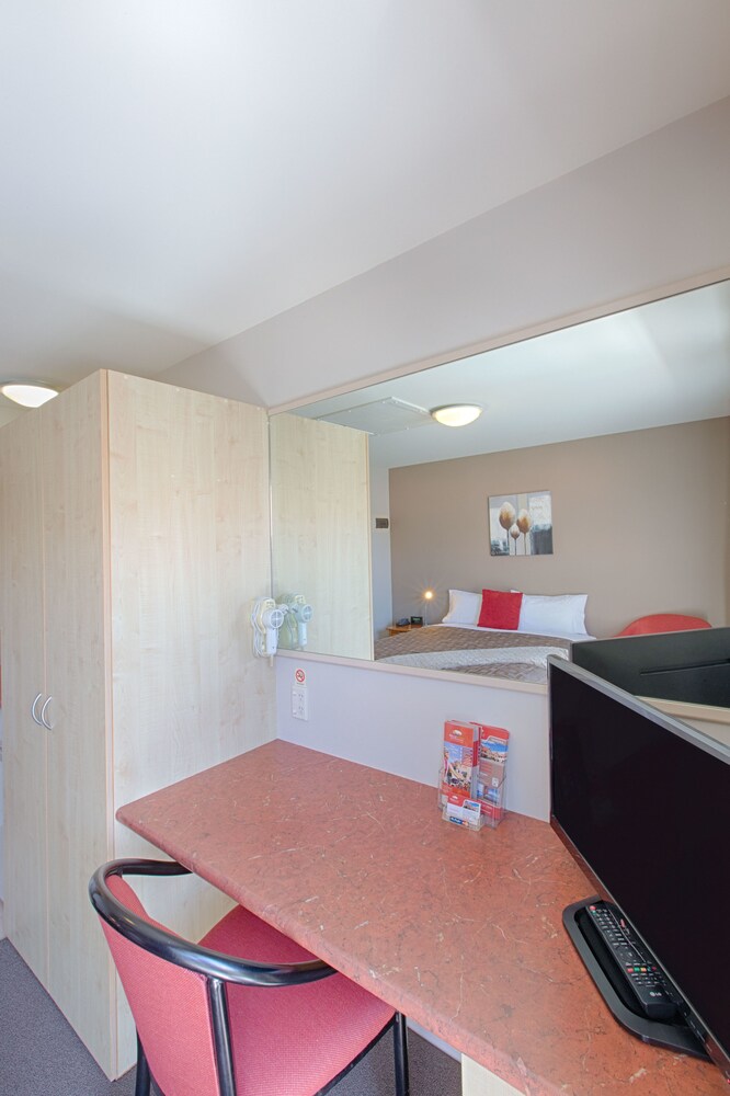 In-Room Business Center