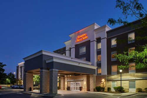 Hampton Inn and Suites Holly Springs