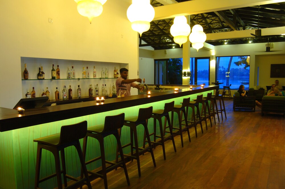 Hotel Lounge