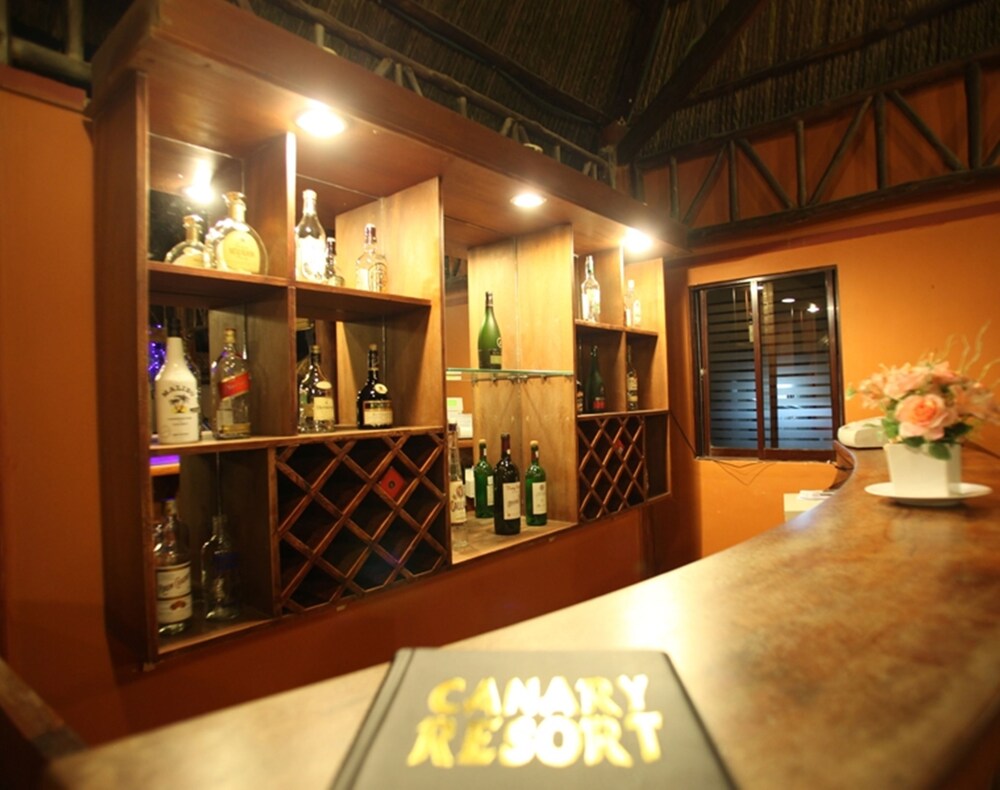 Hotel Bar
