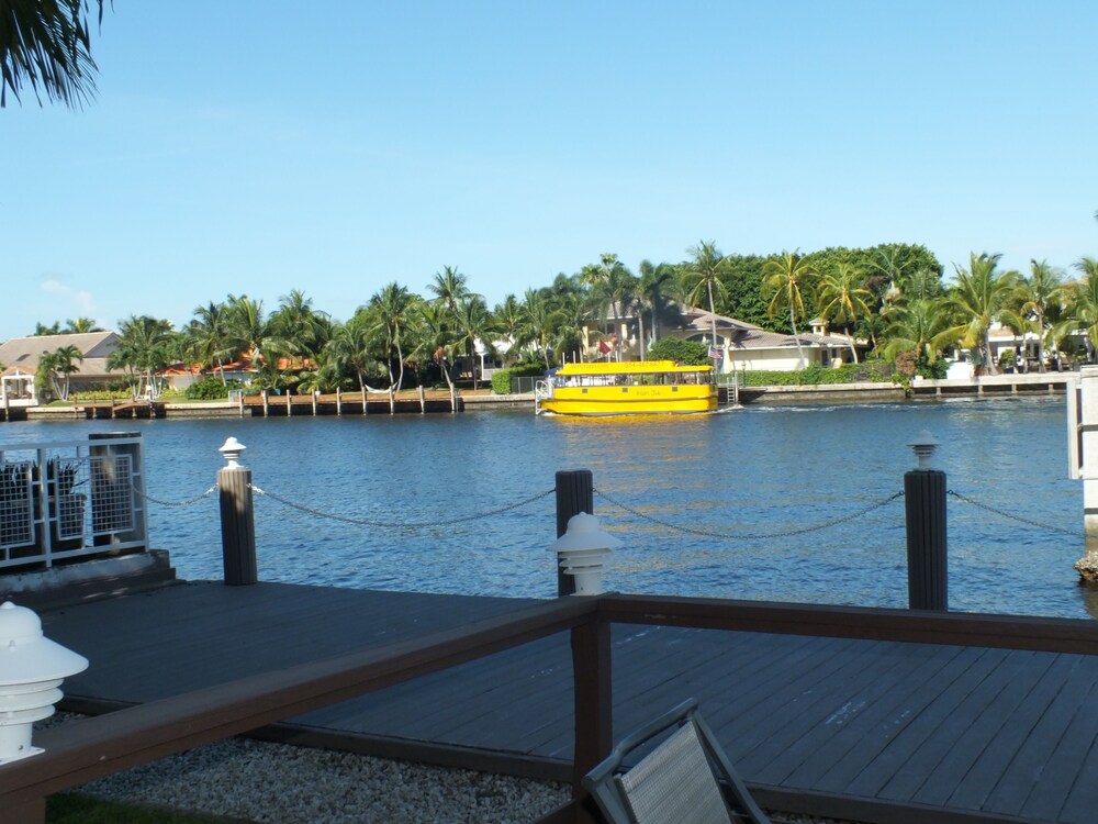 Dock
