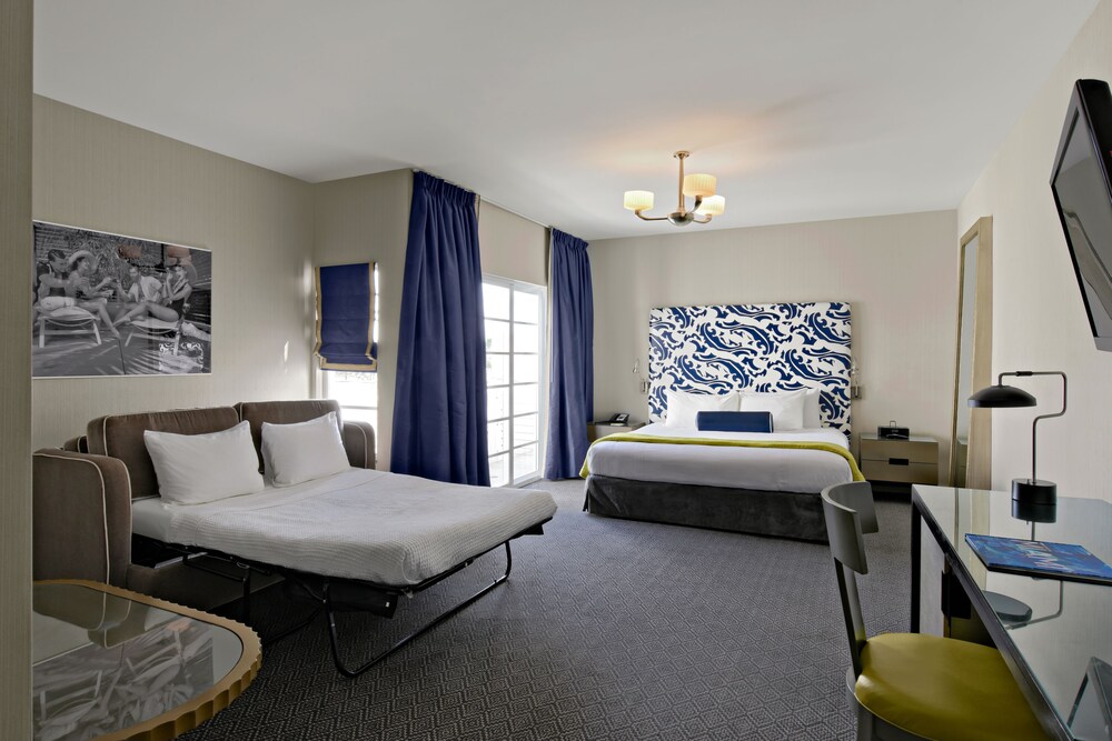 Guestroom