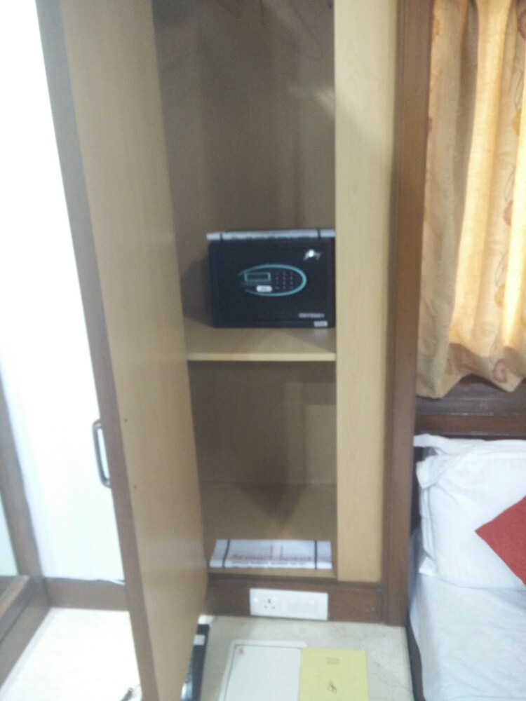 In-Room Safe