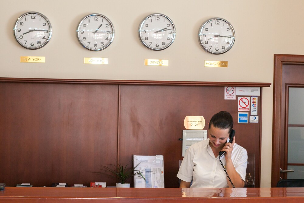 Check-in/Check-out Kiosk