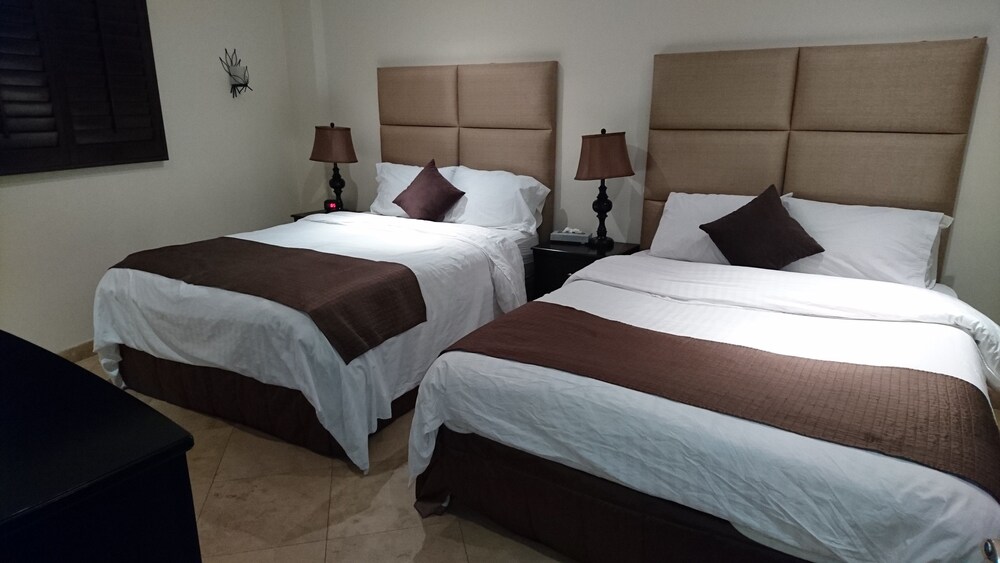 Premium Condo, 2 Bedrooms - Guestroom