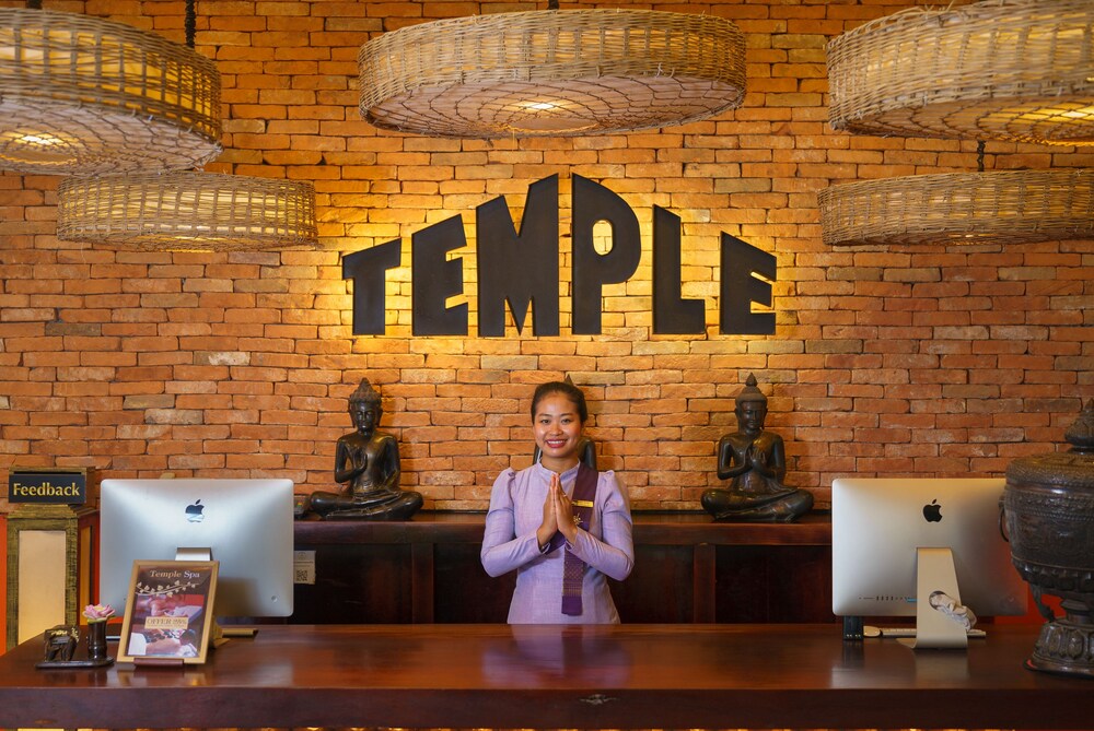 Concierge Desk