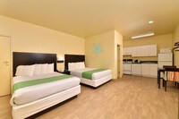 Standard Room, 2 Queen Beds, Kitchenette