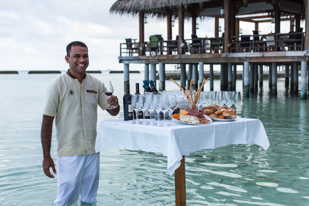 Hotel Bar