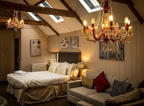 No1 Hotel & Wine Lounge