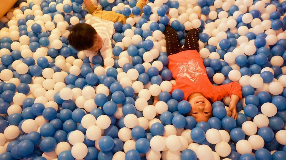 Childrens Play Area - Indoor