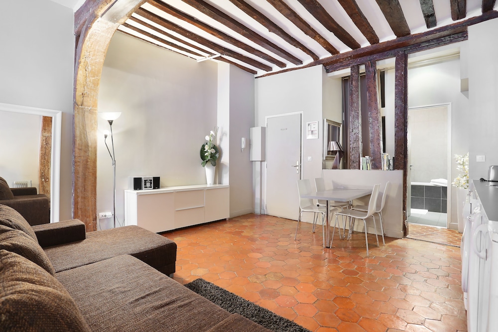Apartment (Mode) - Featured Image