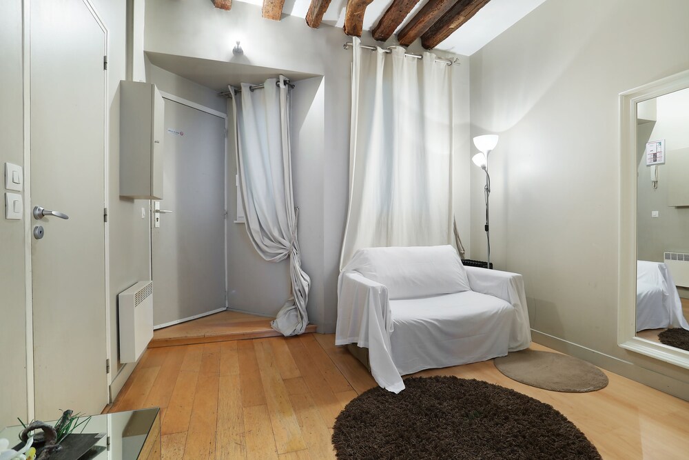 Apartment ( Romantique) - Guestroom
