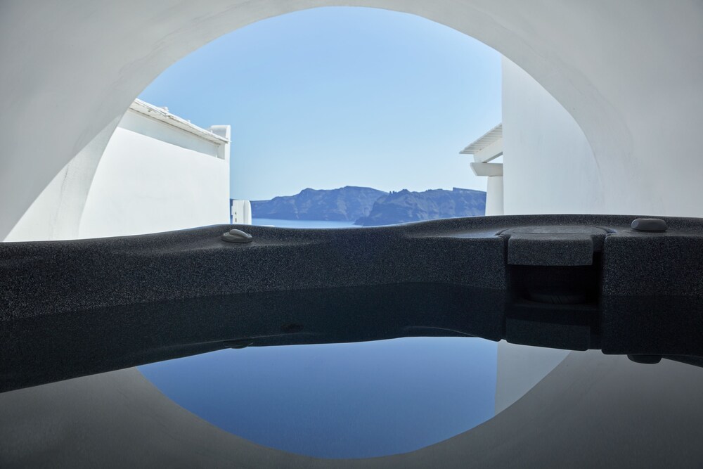 Jetted Tub
