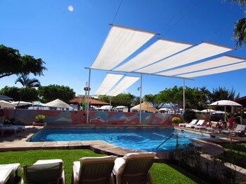 Indoor/Outdoor Pool