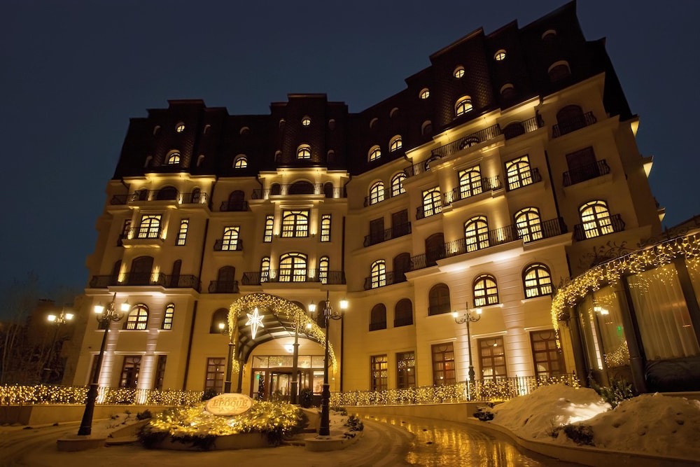 Hotel Front - Evening/Night