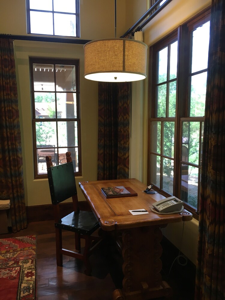 In-Room Business Center